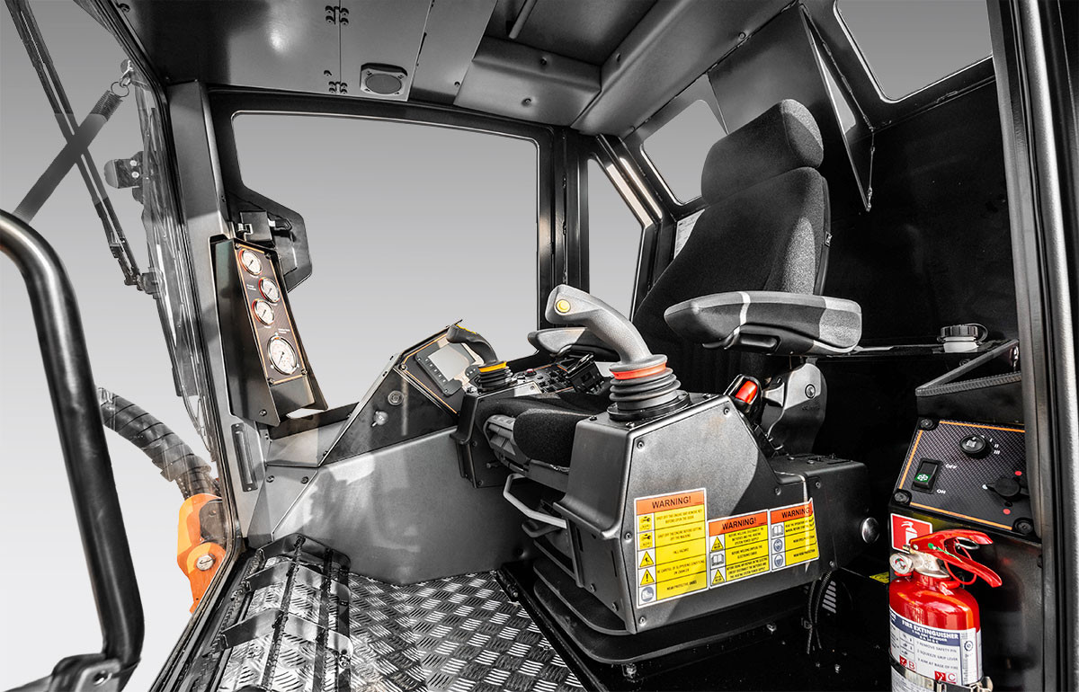 The FAE PT-300 cabin is designed for those who work in extreme conditions