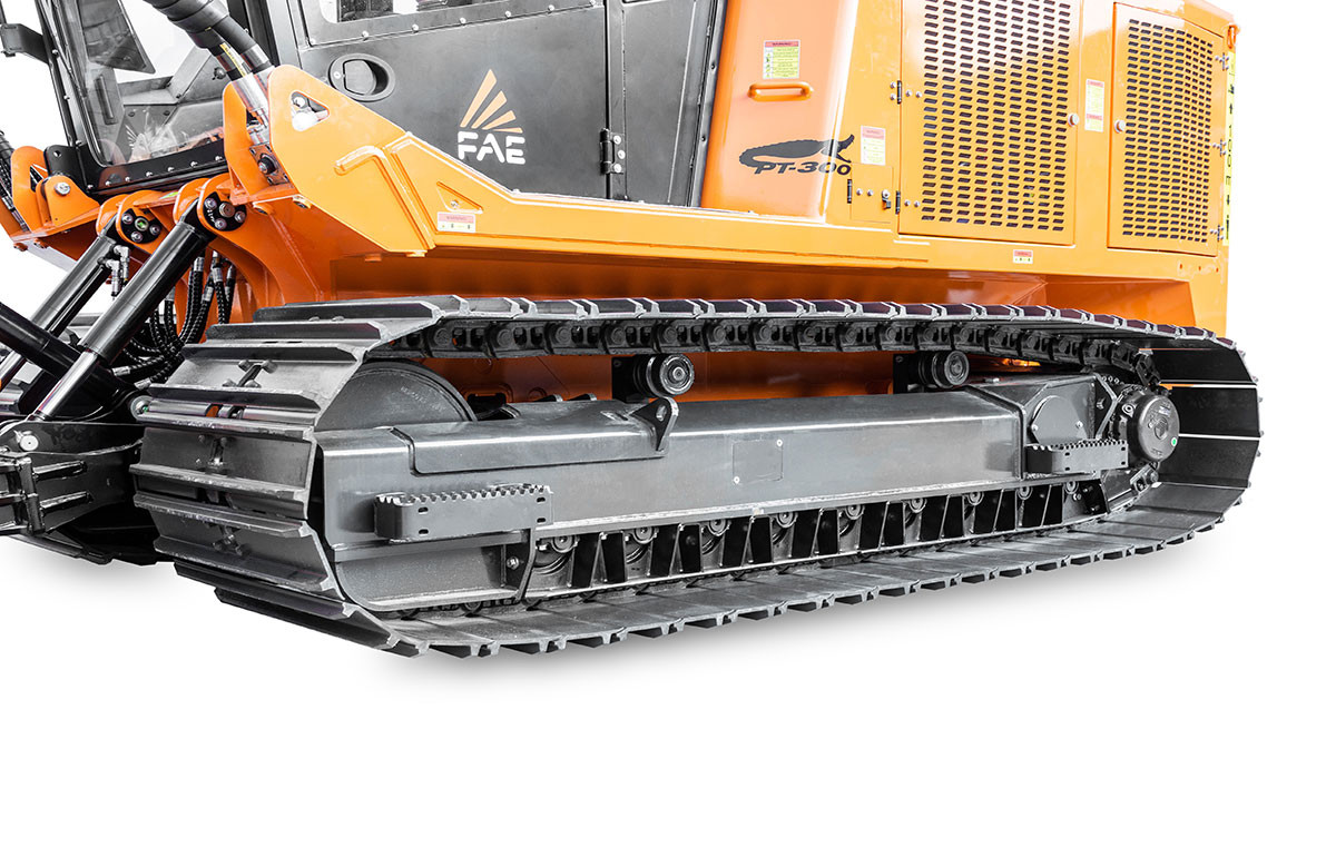 The FAE PT-300 undercarriage structure provides maximum operational performance and reliability even in the most demanding jobs