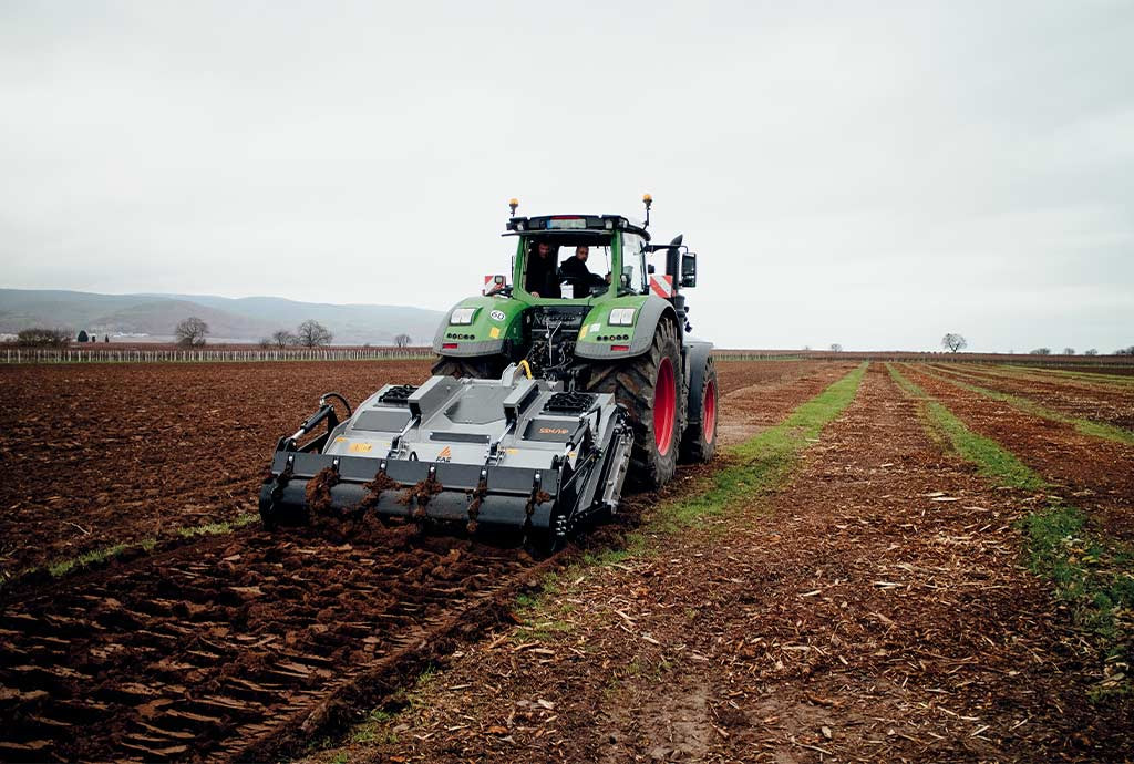 Forstmulcher, Forstfräse, Stubbenfräse und mehr für traktor