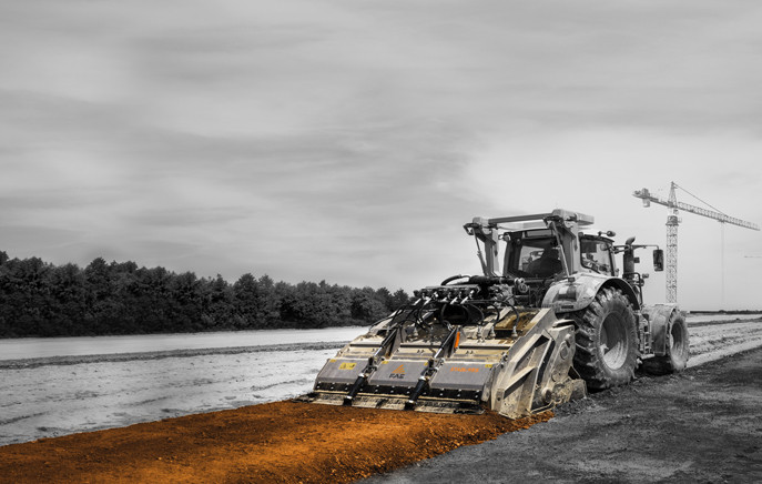 The machines of the Construction line apply the maximum technological evolution on the road, facilitating your work even in the most difficult conditions