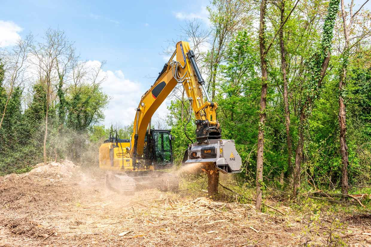 BL4/EX/VT - BL4/EX/SONIC, broyeurs forestiers pour pelles qui permettent d'obtenir un broyage fin du matériau traité 