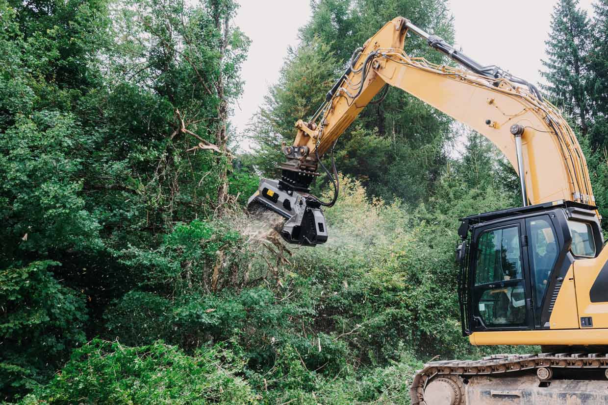 BL5/EX/VT - BL5/EX/SONIC, le broyeur forestier pour excavatrices avec entraînement par courroie Poly Chain offre un transfert de puissance optimal et une grande résistance 