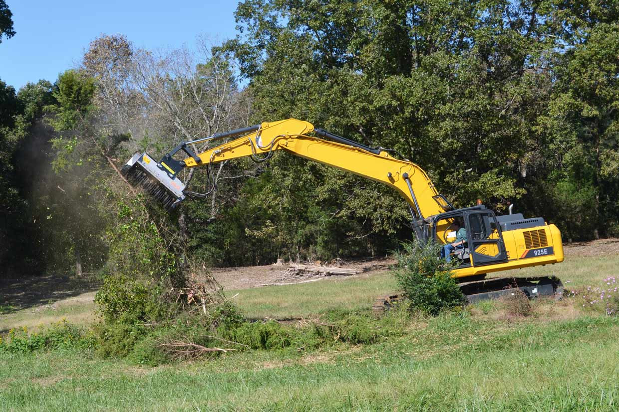 UML/EX/VT - UML/EX/SONIC, broyeurs pour l'entretien et la protection des espaces fauniques et l'entretien des bords de voirie 