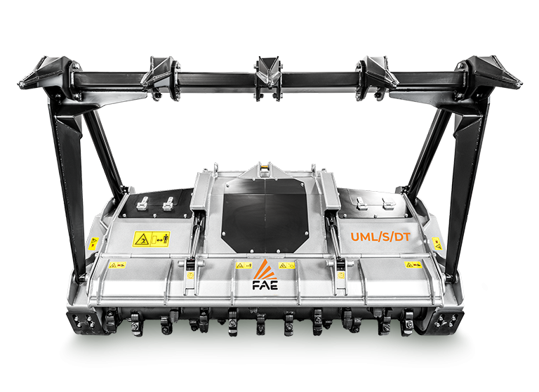 UML/S/DT - Tractor forestry mulcher with fixed tooth rotor, from 130 to 190 hp UML/S/DT - Tractor forestry mulcher with fixed tooth rotor, from 130 to 190 hp