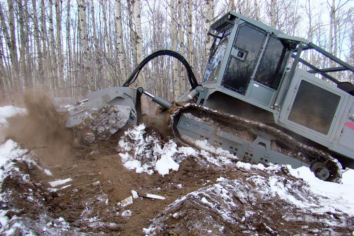 300/S, fresa per veicoli speciali usata per la bonifica agricola