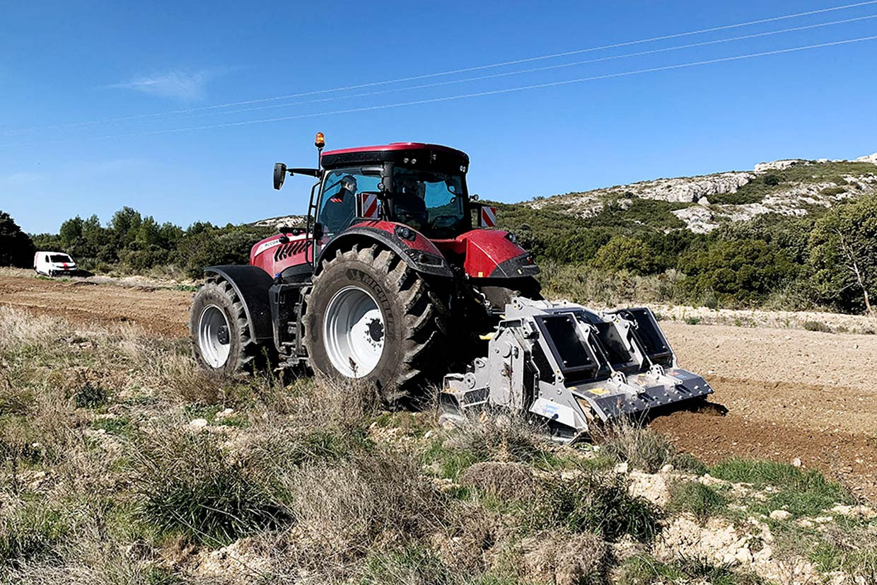 RSM - RSM/HP, broyeur de pierres avec grille arrière qui retient les matériaux plus gros et ne libère que le matériau avec une granulométrie optimale 