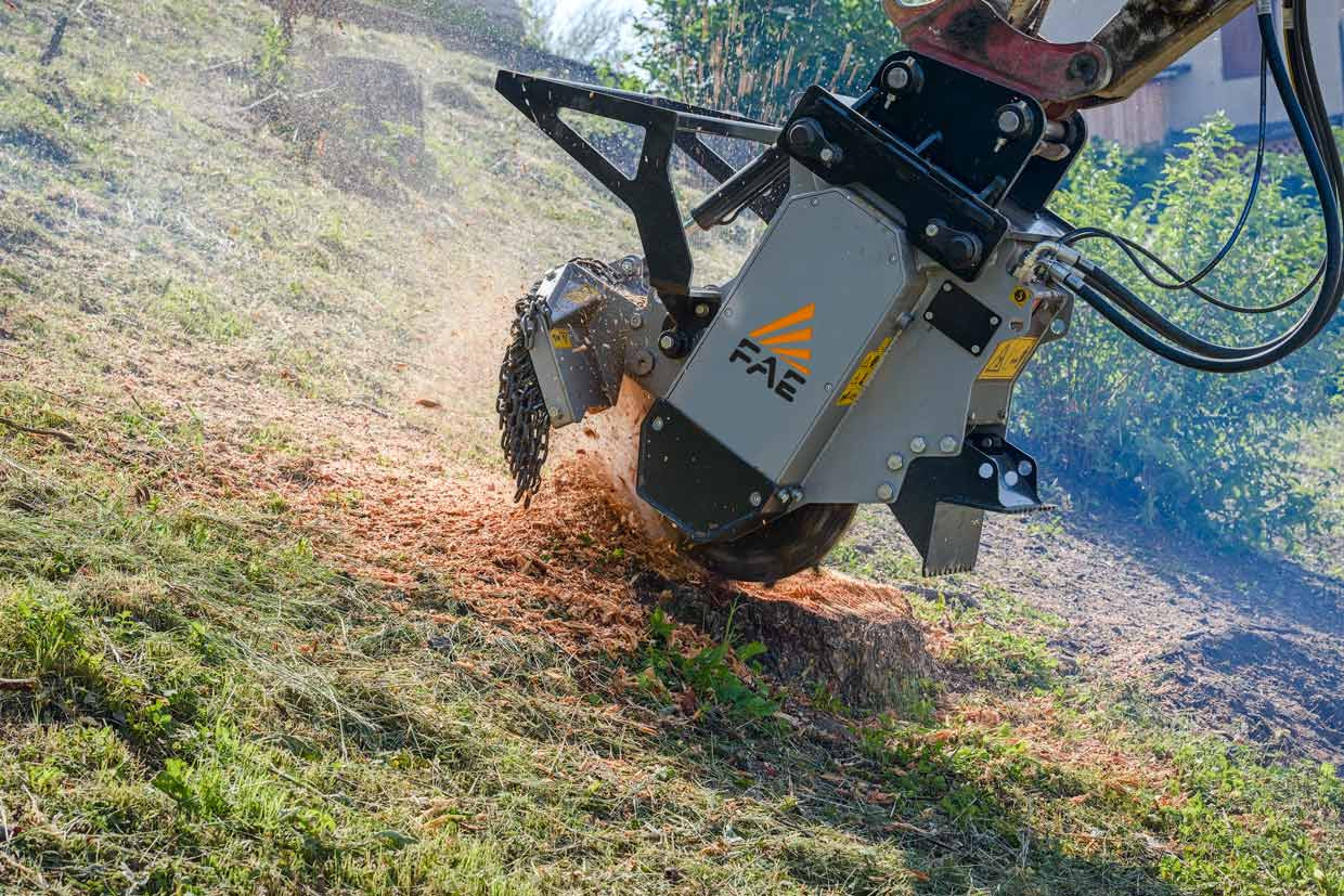 SCL/EX/VT, the most powerful stump grinder on the market 