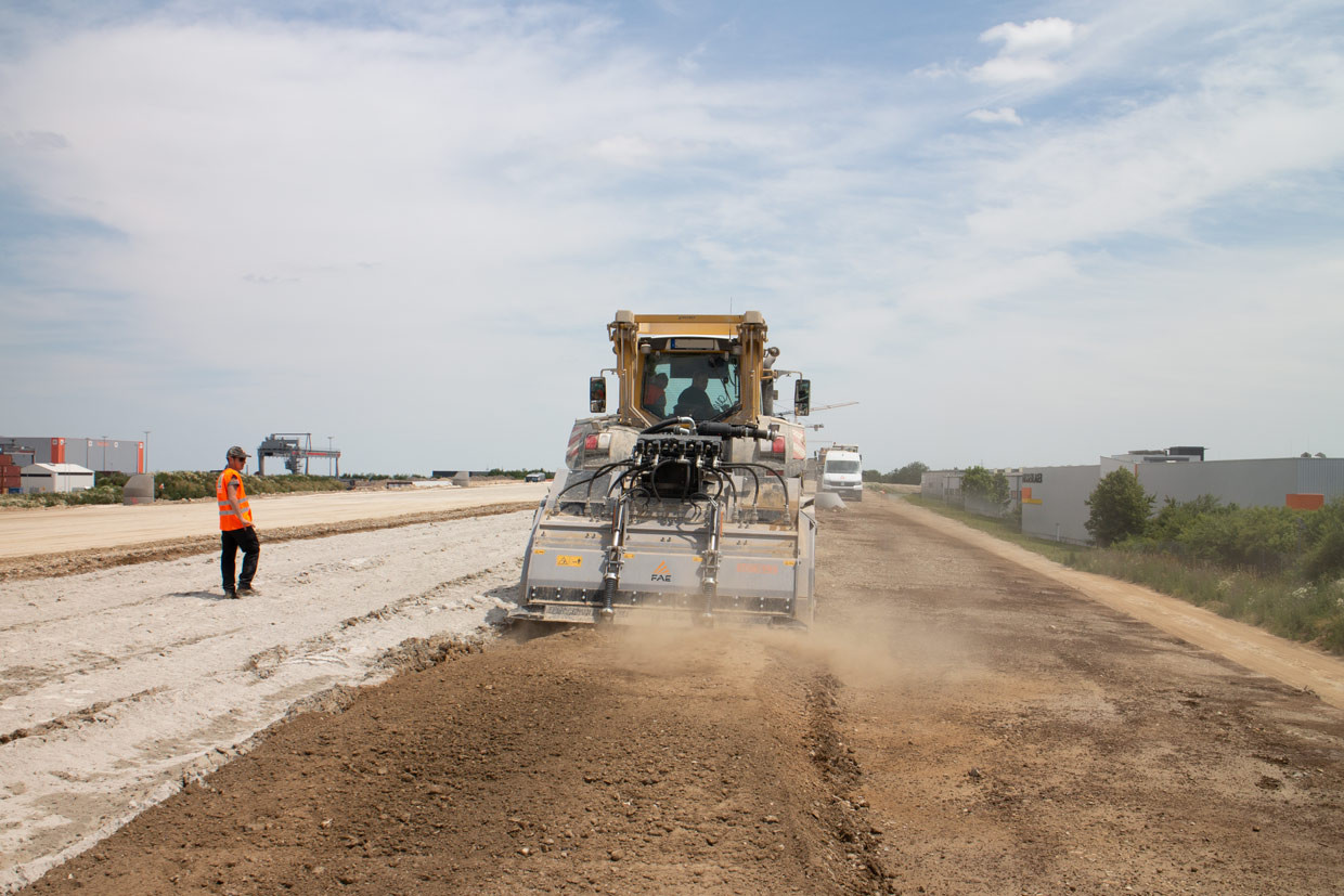 STABI/FRS - STABI/FRS/HP, stabilizers suitable for both small construction sites and important infrastructural works such as motorways, car parks and airports 