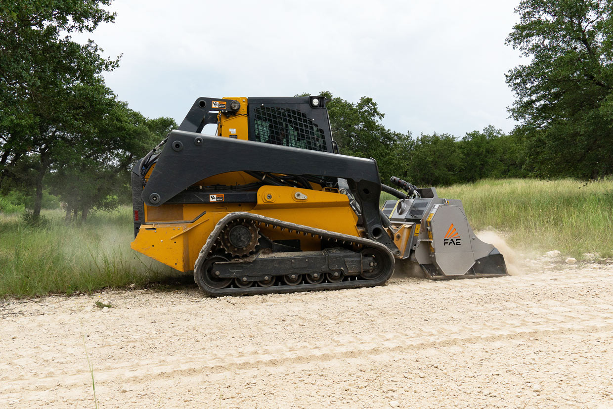 STC/SSL Stone crushers for skid steer loaders FAE