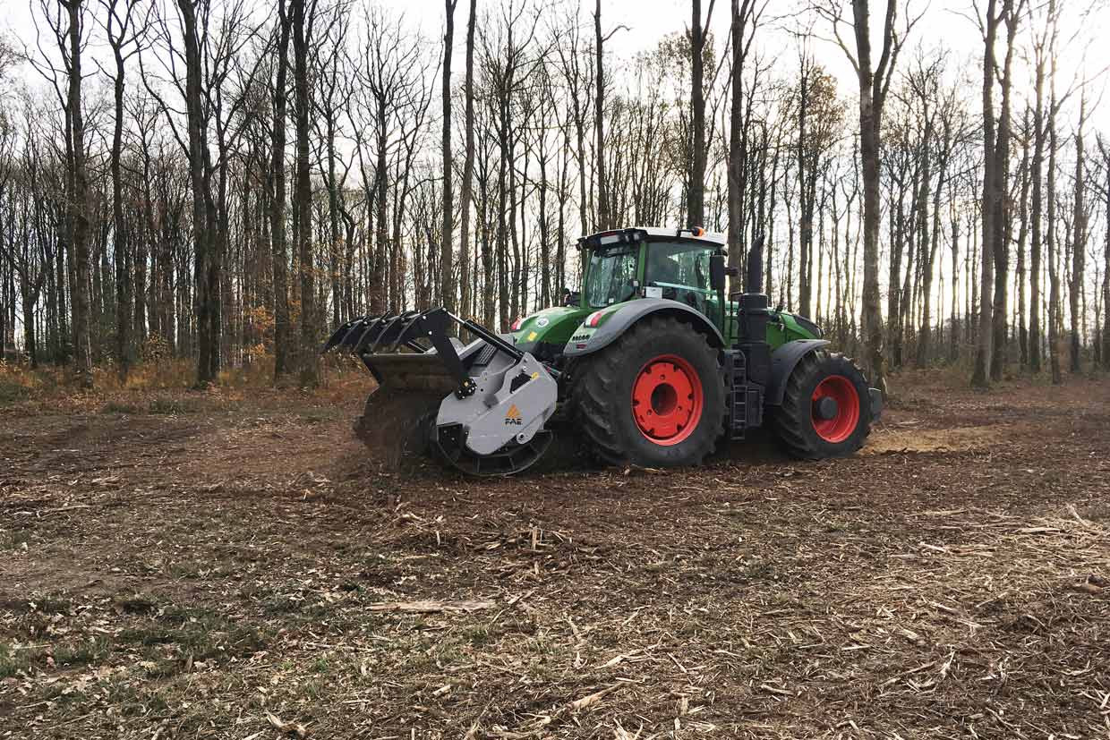 UMH/MEGA, shredder mulcher/rotary tiller ideal for managing wooded/forest areas and for creating firebreak lines 