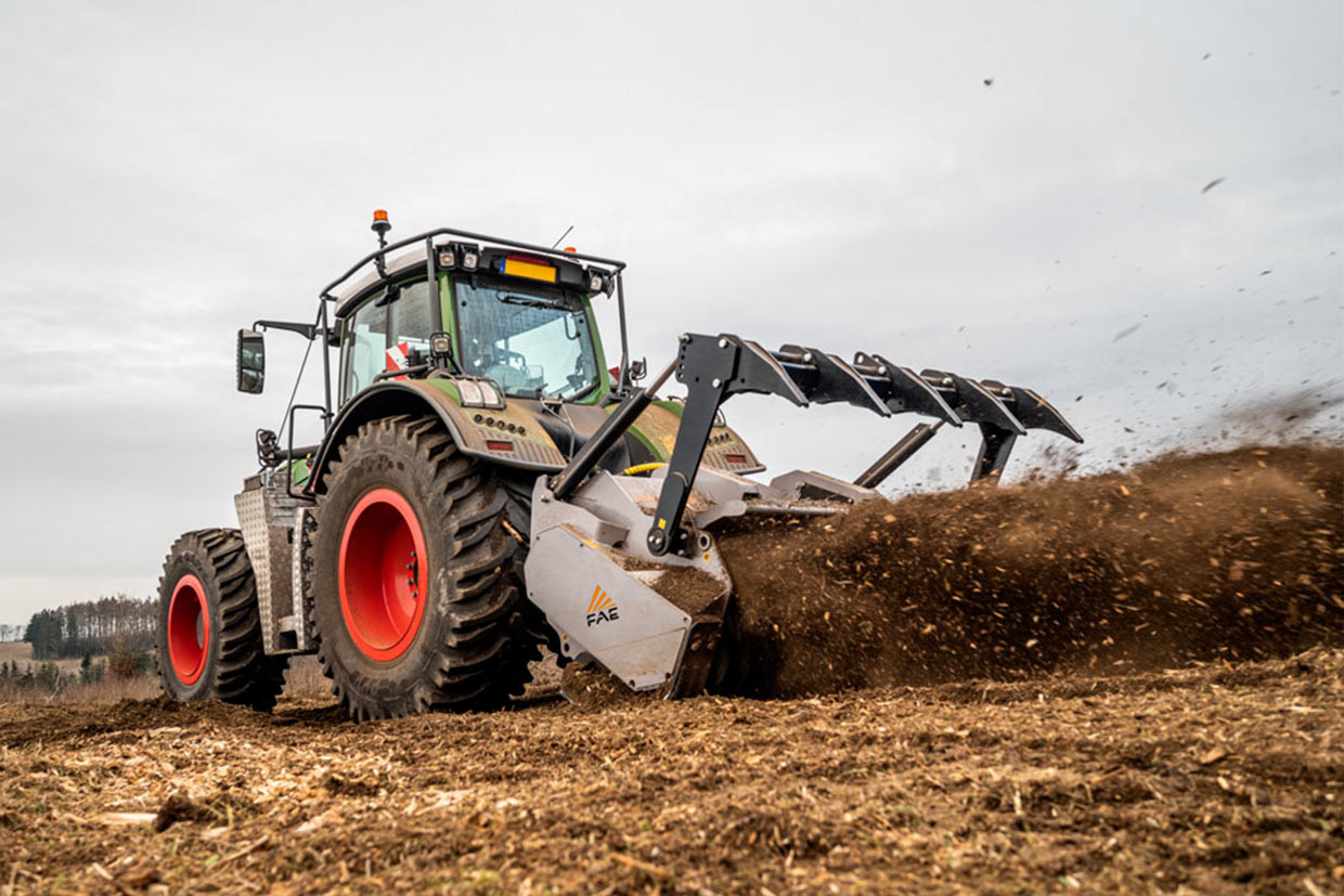 UMH/S - UMH/S/HP, trituradoras para recuperación agrícola 