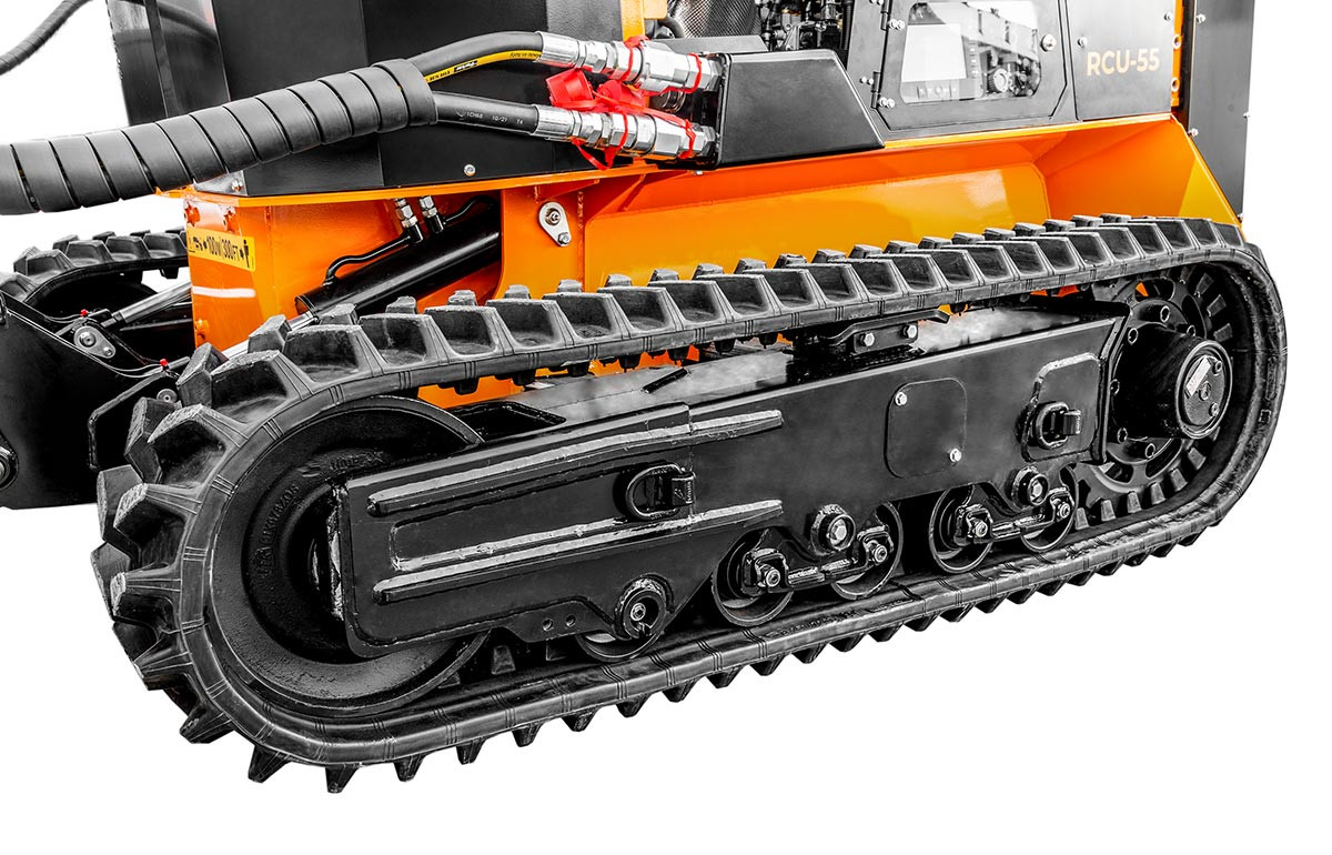 RCU-55 hydraulic variable track undercarriage capable of operating even in the most difficult conditions