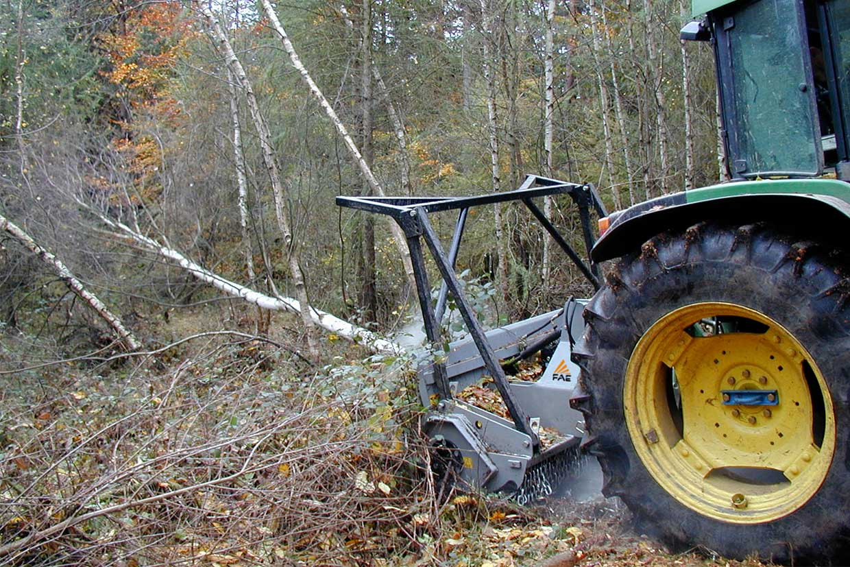 UML/ST - FML/ST, broyeur pourentretien des vignobles et des vergers