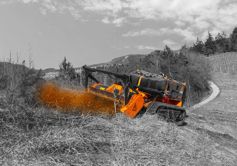 SLIDER_LAND_CLEARING_RCU_TRACKED_VEHICLES | FAE