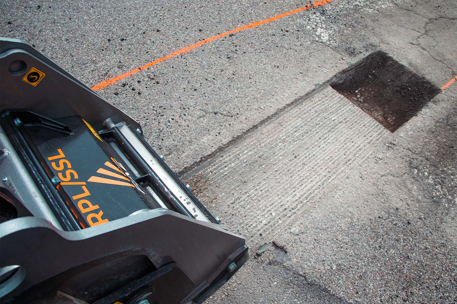 RPL/SSL, operational precision is ensured by the hydraulic drive system as well as practical depth and cutting indicators