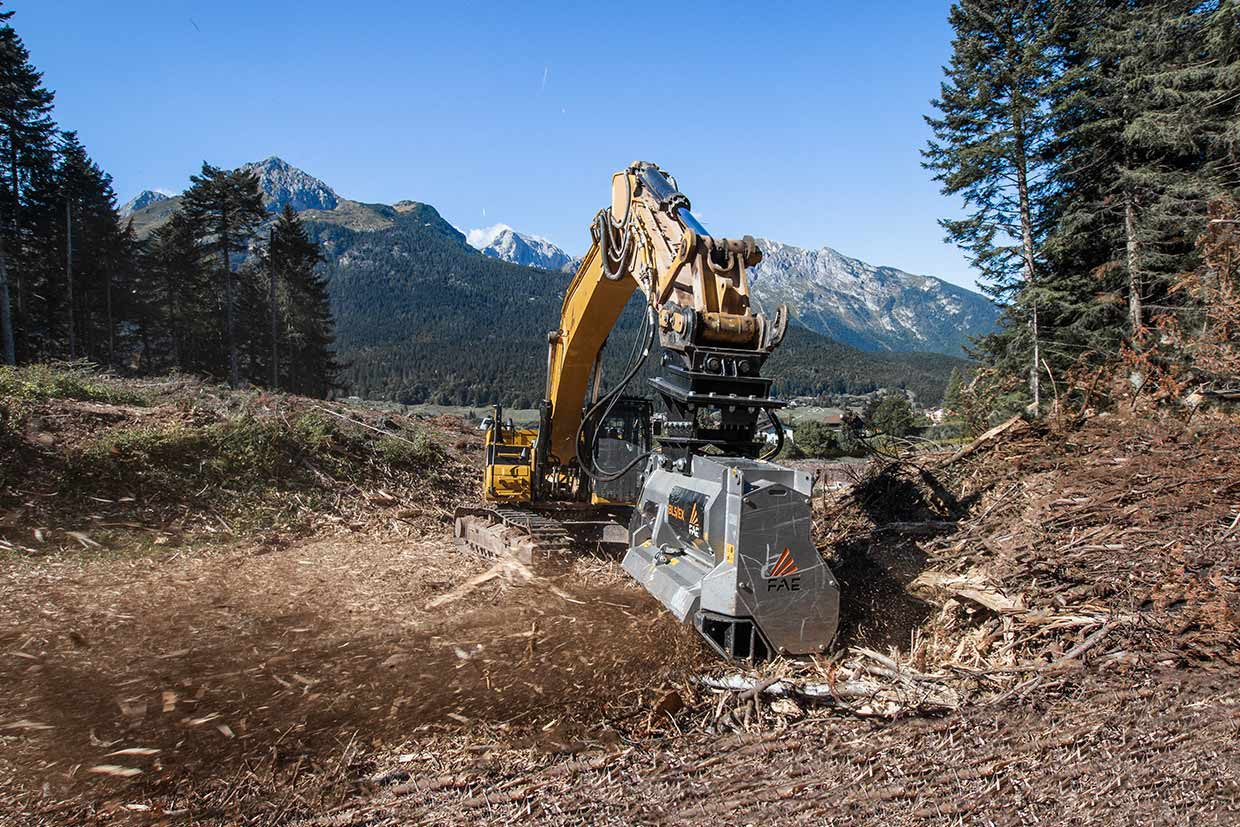 BL5/EX/VT - BL5/EX/SONIC, le broyeur forestier idéal lorsque vous avez besoin d'une grande capacité de broyage et d'une grande vitesse d'intervention 