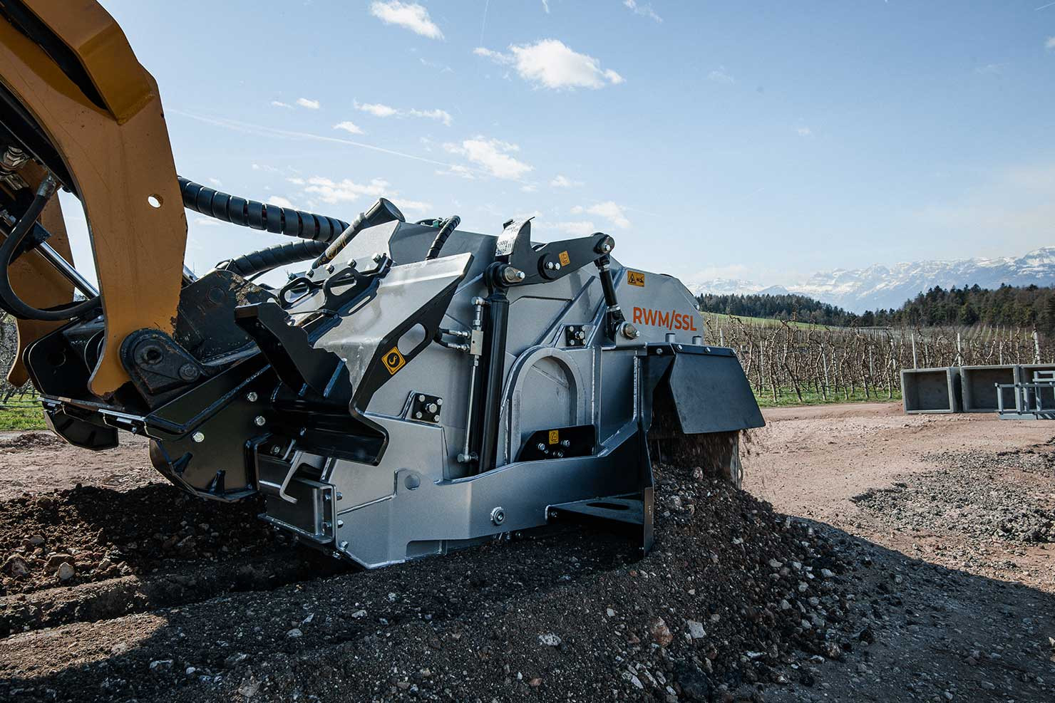 RWM/SSL, channels shredding up to 5o cm deep