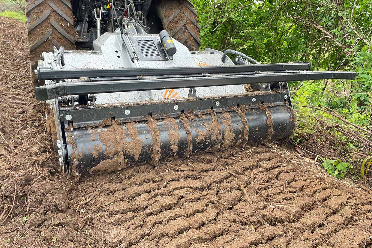 SSL Speed, forestry tiller for agricultural reclamation, maintenance of plantations, crops, vineyards and orchards 