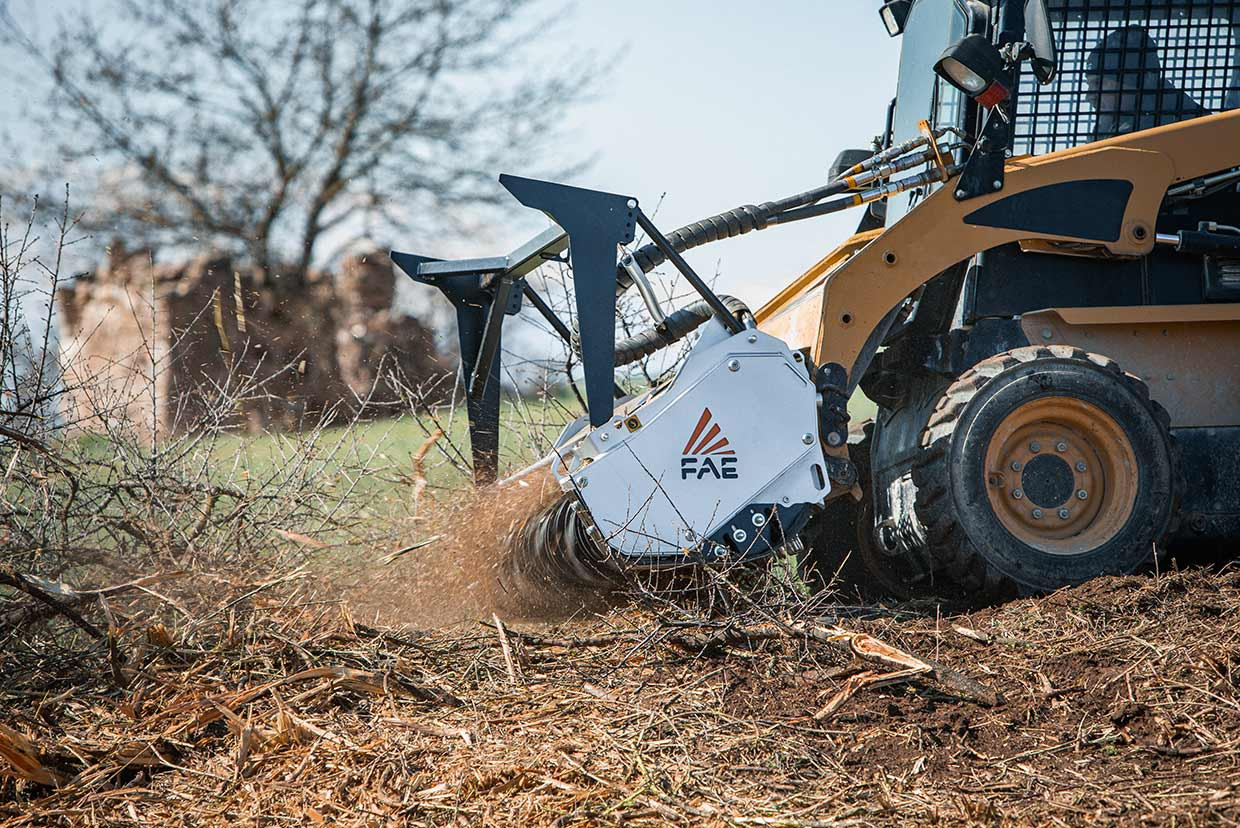 BL1/SSL/VT, broyeur forestier professionnel pour chargeuses compactes pour la gestion de la végétation