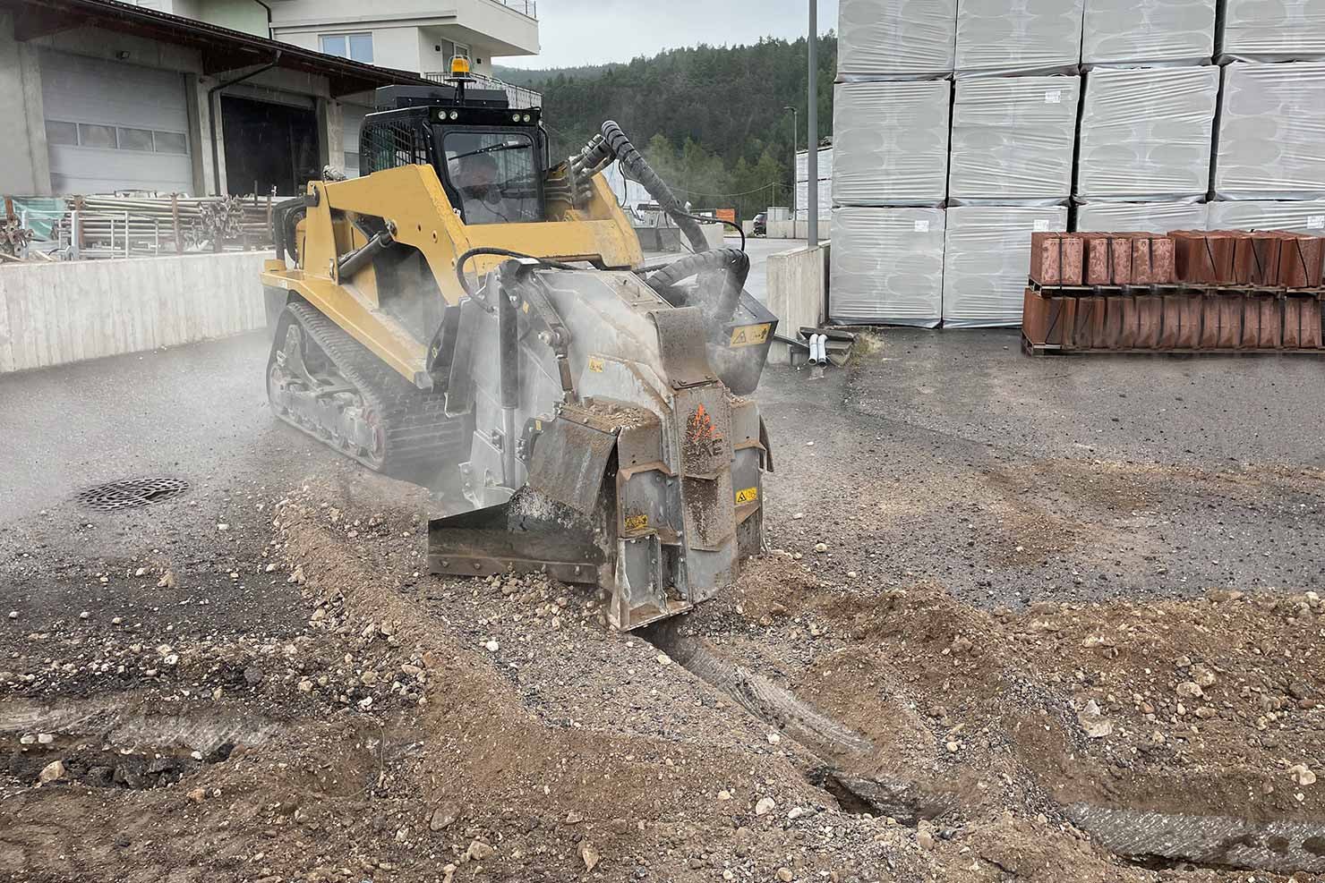 RWM/SSL, safety is guaranteed thanks to the total protection of the wheel at any working depth