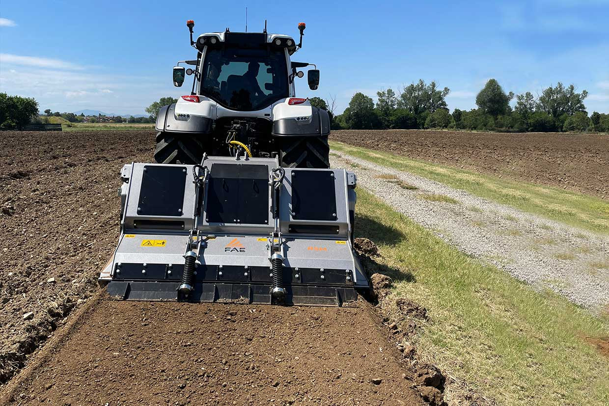 RSM - RSM/HP, broyeurs de pierres adapté à une utilisation intensive dans le domaine de la récupération agricole 