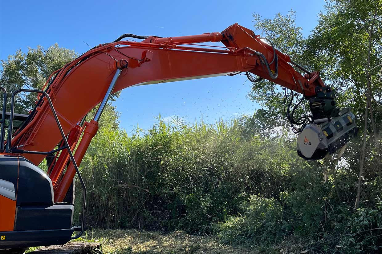 UML/S/EX/VT - UML/S/EX/SONIC, used for excavators of 18 - 25 t