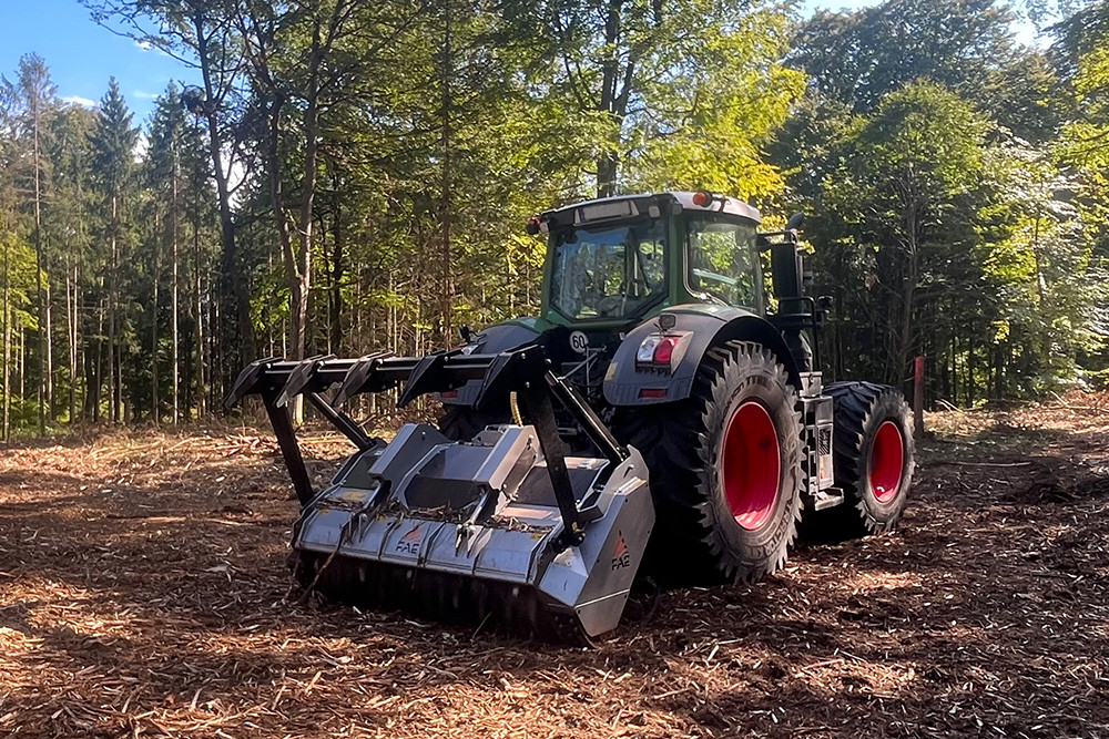 UMM/S - UMM/S/HP, forestry mulcher with hydraulic pipes integrated into the frame