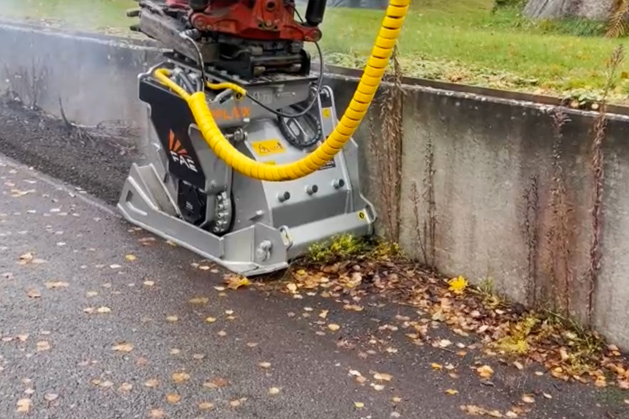 RPL/EX, avec système d'inclinaison de l'accessoire pelle