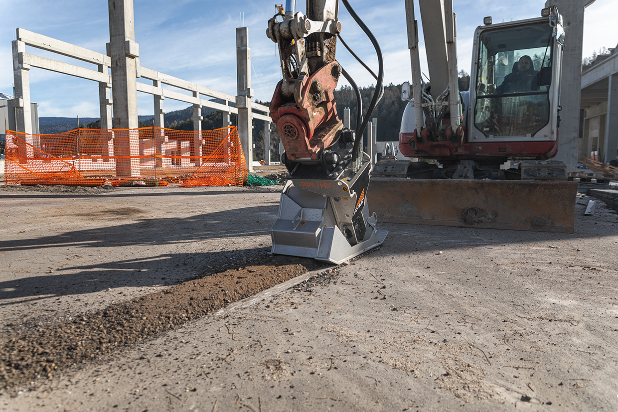 RPL/HY, die ideale Fräsmaschine für die Sanierung von Straßenbelägen