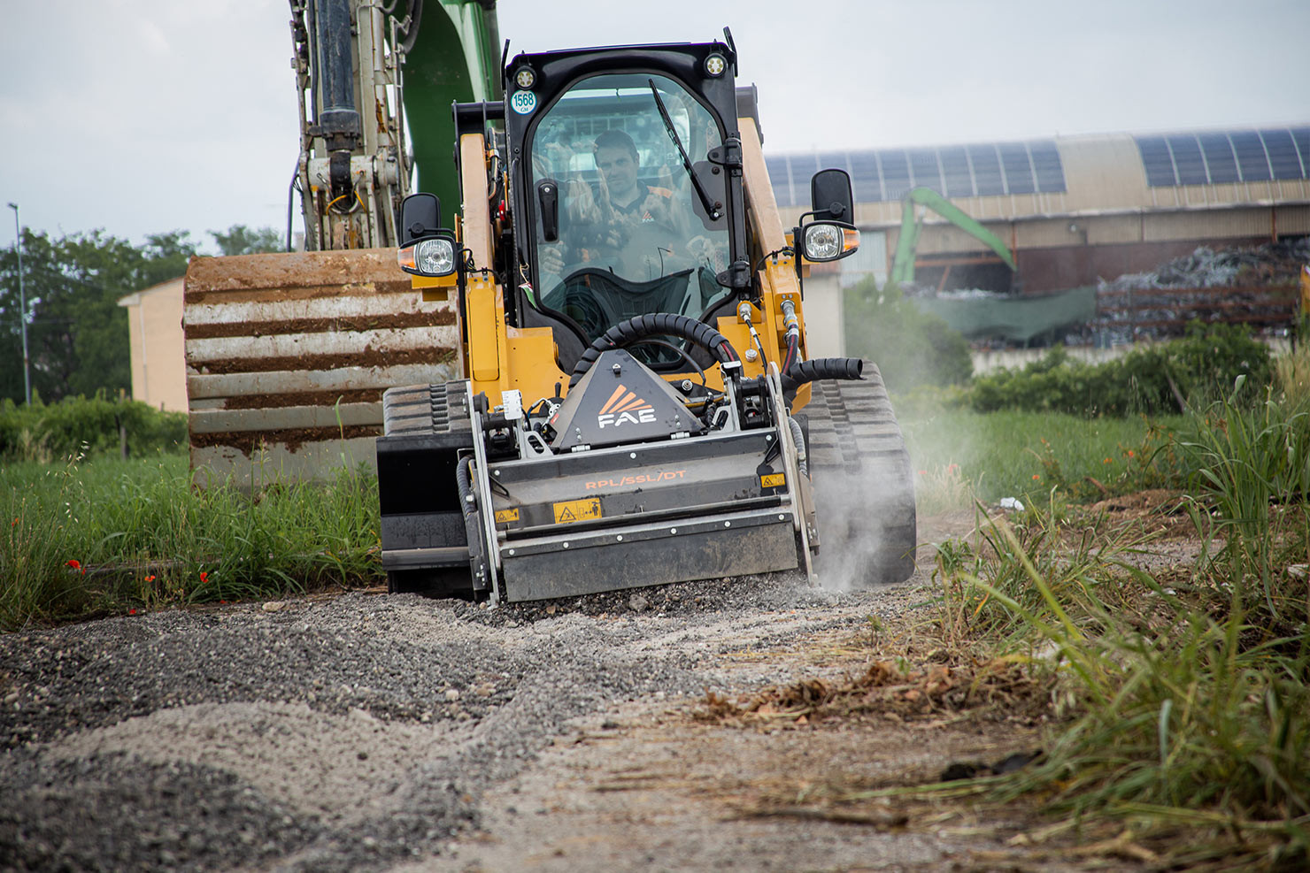 RPL/SSL/DT, that mills down to 14 cm deep