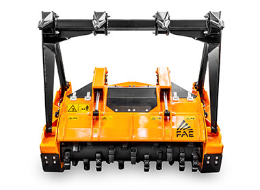 140/U/SONIC - Broyeurs forestiers pour véhicules spéciaux (PT-175)