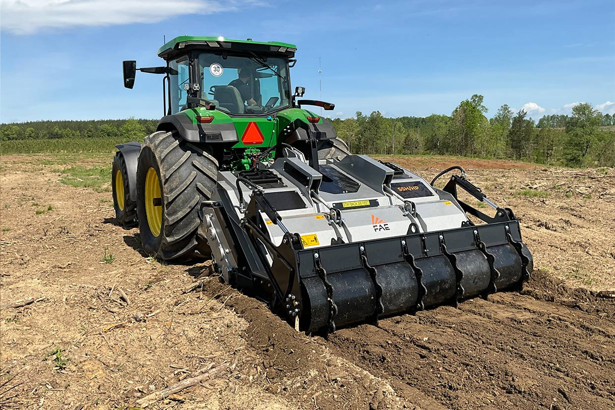 SSH - SSH/HP, tiller suitable for shredding operations even in the presence of roots up to 50 cm deep 