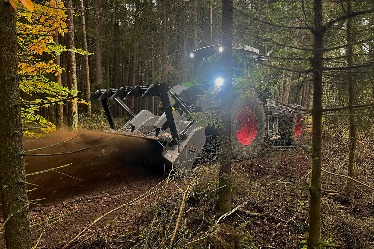 UMM/S - UMM/S/HP, modello di trincia che dispone di controlame Spike PRO di serie