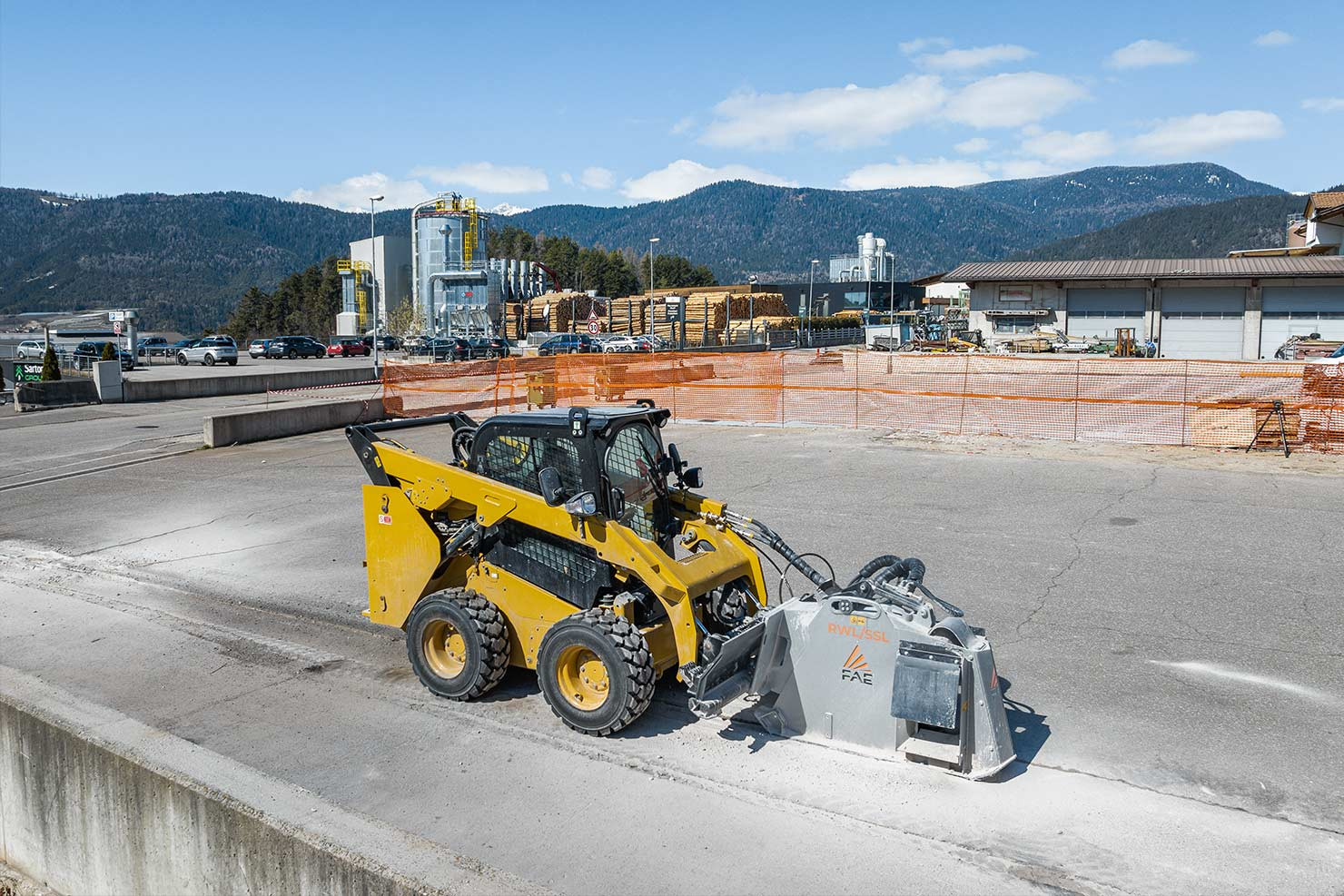 Used for extremely targeted excavation, such as gas laying.