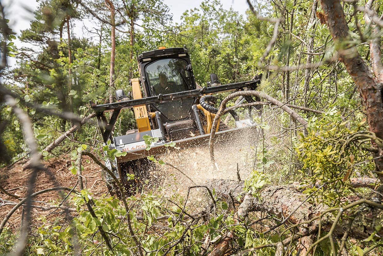 BL4_SSL_Forestry_Mulchers_for_Excavators_FAE_Application_Gallery_04.jpg