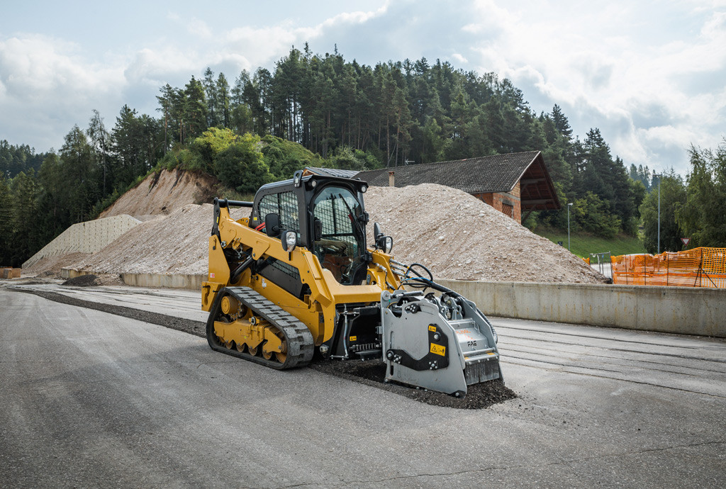 Skid Steer road planers with disc or fixed teeth, for shredding asphalt and concrete up to 20 inches deep.